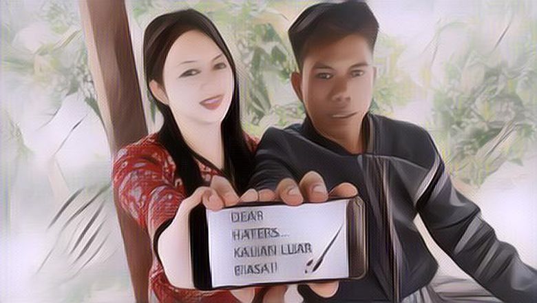 Heboh Seorang Istri Kegep Selingkuh dengan 5 Pria Setelah Diberi Mahar Sandal Jepit