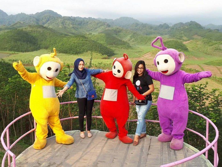 1. Bukit Teletubbies