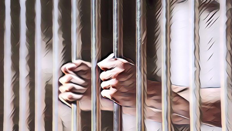 Bejat! Sipir Wanita Ini Jadikan 3 Napi Pria Sebagai Pelampiasan Nafsunya di Dalam Sel