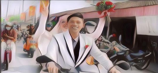 Santuy Parah, Pengantin Ini Boncengan Motor Saat Hendak Menikah di KUA