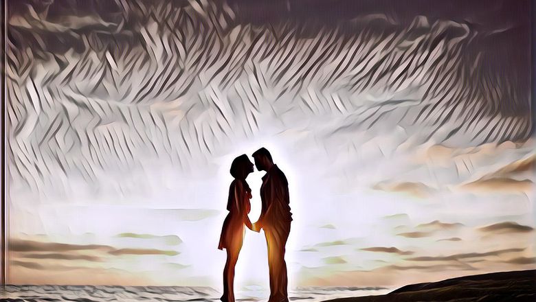 5 Tanda Wanita Ingin Mendapatkan Ciuman Romantis,  Bakal Tambah Sayang Deh