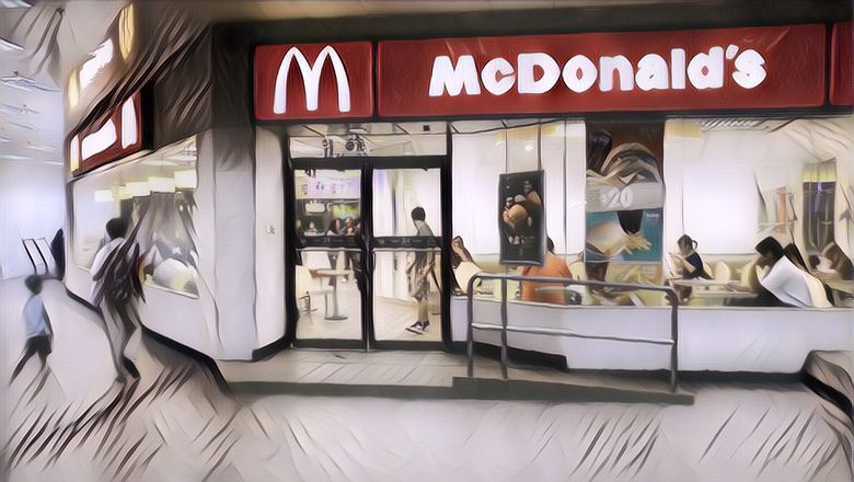 Kocak! Pesan McDonald’s Online, Eh Drivernya Langsung Datang dalam 10 Detik