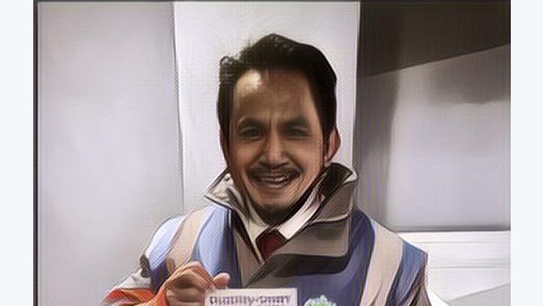 Kisah Pemuda Garut, Awalnya Jualan Es Teh, Bisa Kuliah Di Inggris dan Bekerja Di Liverpool FC