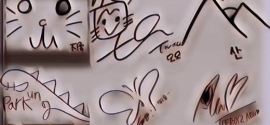 10 Idol K-Pop Ini Punya Tanda Tangan Cantik Nan Unik, Ada Bias Kamu Gak Nih?