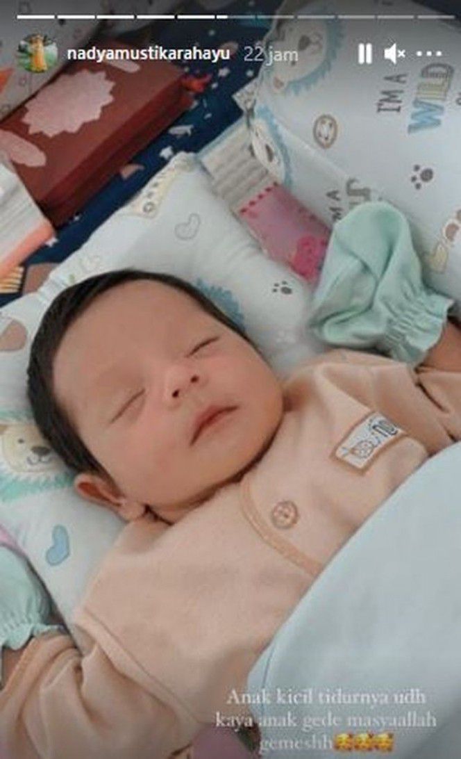 5. Bayi Syaki Disebut Mirip Rizki DA