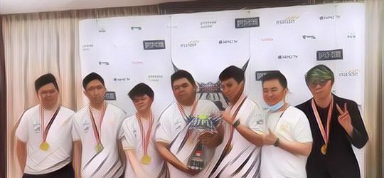 RRQ Juara MPL Mobile Legend Season 6, Albert The Next Baby Alien