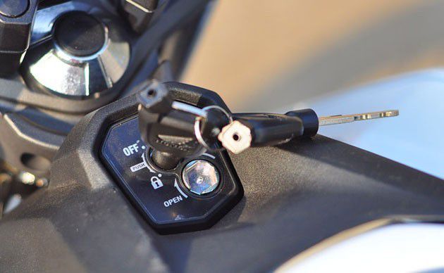 2. Kunci motor variasi