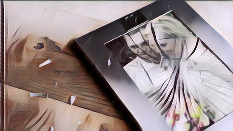 Kisah Pria Raup Untung Besar Usai Buka Jasa Hancurkan Foto Nikah Buat Pasangan Bercerai