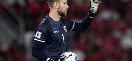 Statistik Ngeri Maarten Paes Bikin Pemain Australia Mandul Lawan Indonesia