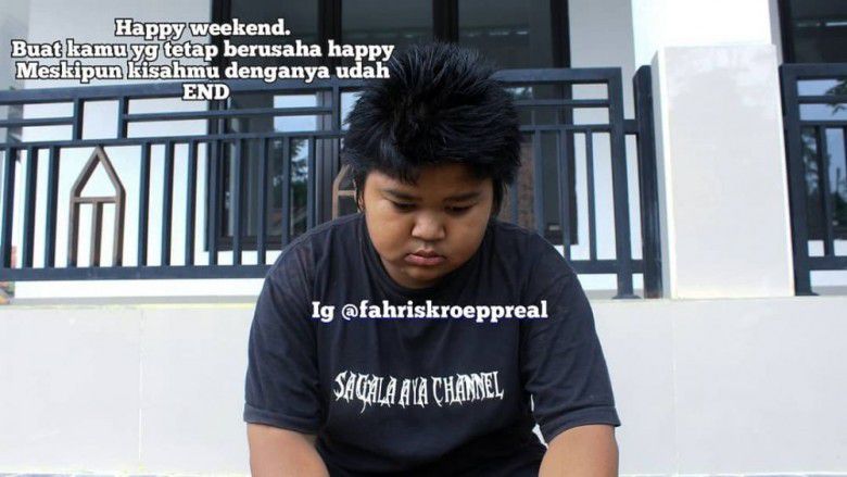 4. Walaupun hubungan asmara berakhir, tapi dunia tetap berjalan ya..