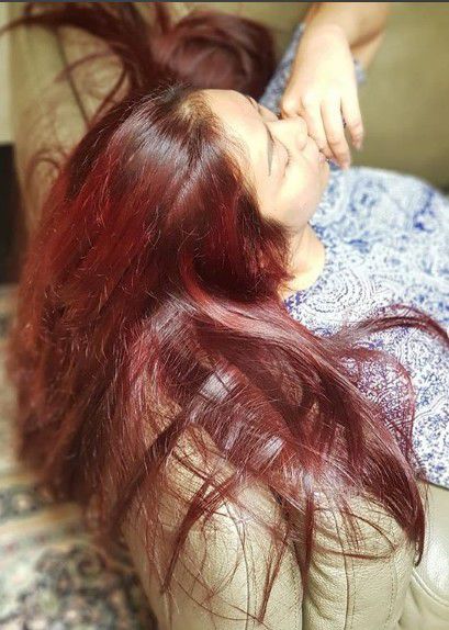 Rambut digerai dulu, gaes.