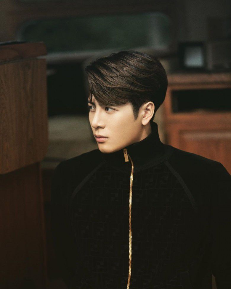 2. Bisa berbagai bahasa