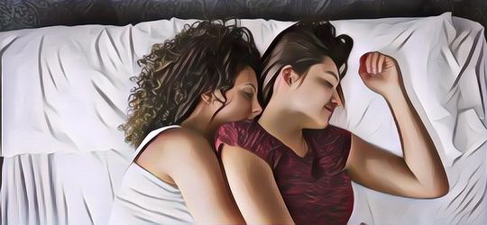 Kisah Ella, Seorang Wanita Asal Amerika Serikat yang Berbisnis Jasa Pelukan