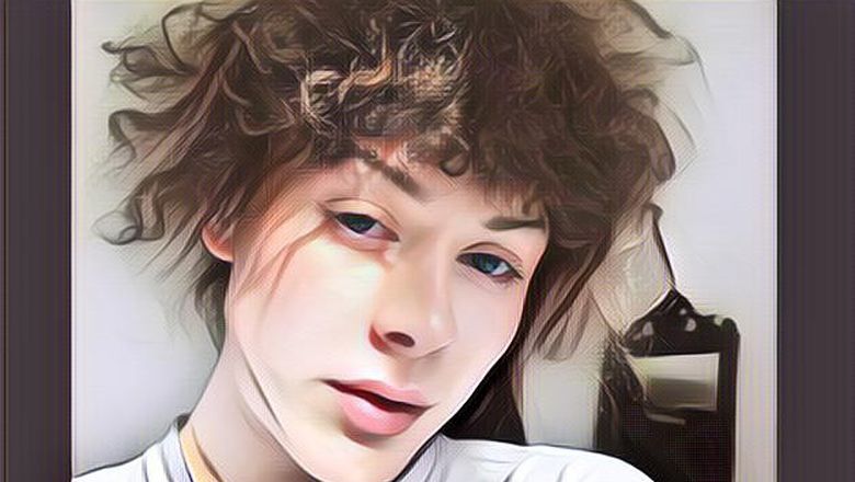 Bikin Kontroversi, Bintang TikTok Transgender Nosebleedfitz Minta Bantuan Dana untuk Operasi Kelamin