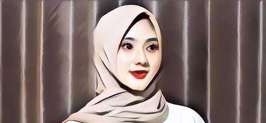 Kerap Tampil Seksi, 5 Foto Ghea Youbi Berhijab ini Sukses Sejukkan Hati
