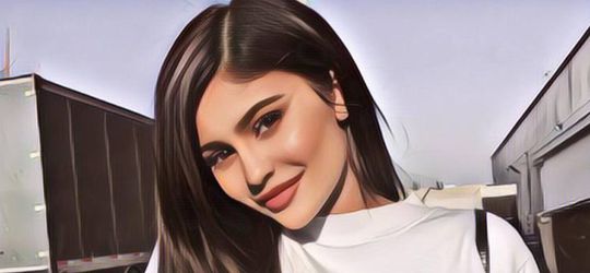 Gila! Kylie Jenner Mengaku Habiskan Uang Rp 4 M Setiap Bulan Hanya untuk Pakaian