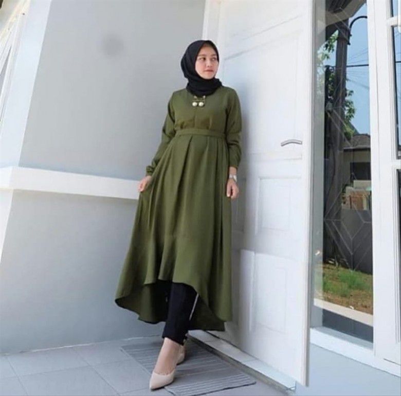 3. Gamis hijau