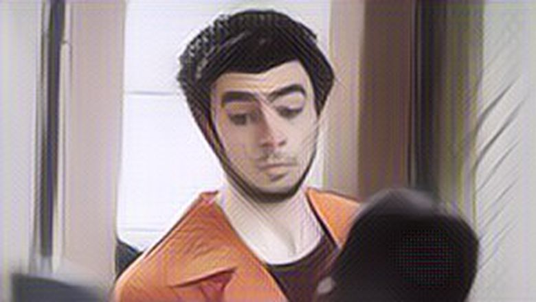 Jaket Ini Langsung Sold Out Kilat Usai Dipakai Oleh Pembunuh Viral yang Ganteng