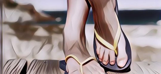 Pendukung Gaya Kasual di Segala Suasana dan Usia, Ternyata Begini Awal Mula Dibuatnya Sandal Jepit