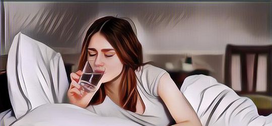 Inilah Alasan Kenapa Minum Air Putih di Pagi Hari Sangat Penting
