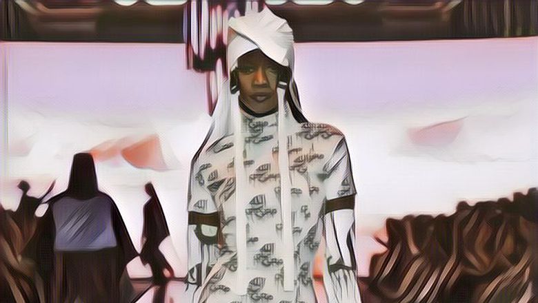 Viral Model di Acara Fashion Show Pakai Tulisan Nama ‘Allah’, Desainer Langsung Diserang