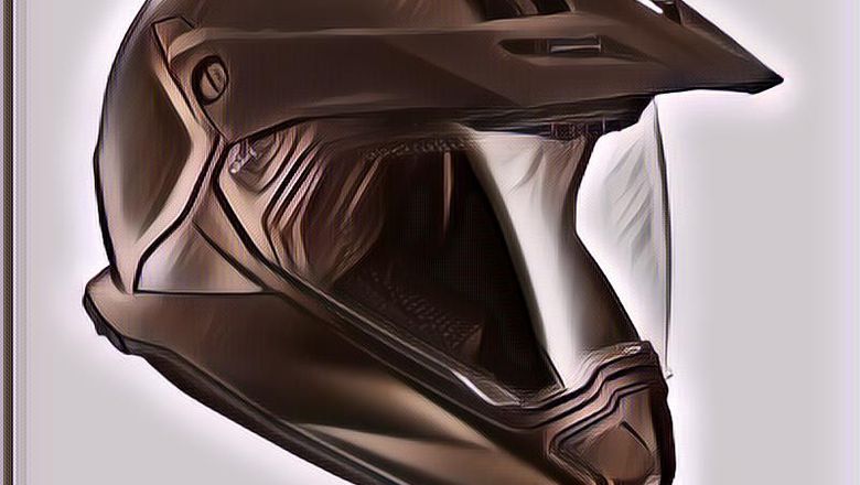 Joget Pakai Helm Godain Temen, Akhirnya Kena Batunya