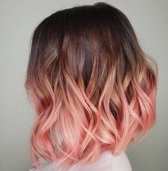 2. Rambut Sebahu dengan Ombre