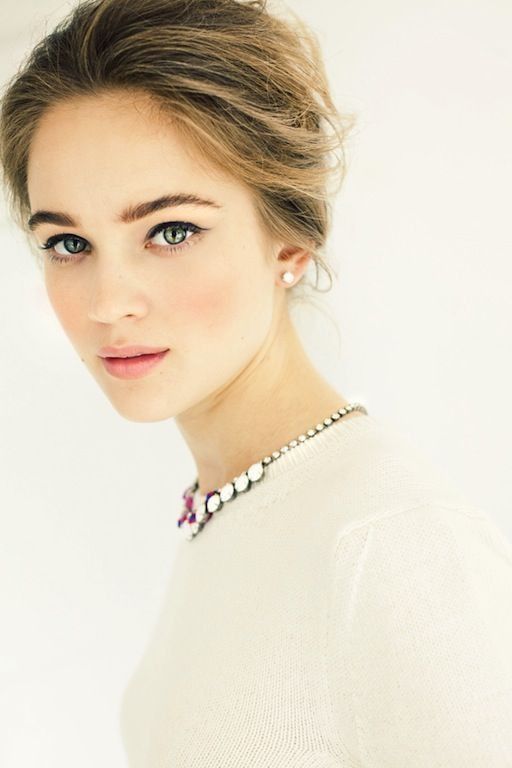 6. Berdandan natural