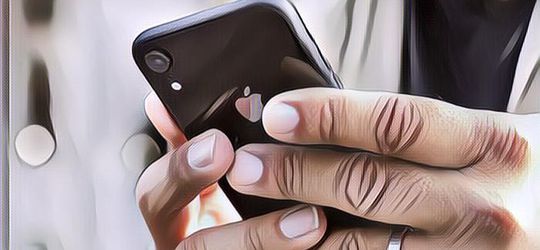 Cara Mengaktifkan FItur Kaca Pembesar di iPhone