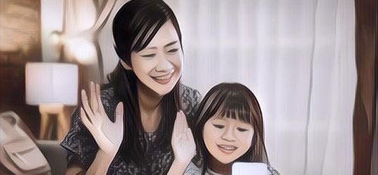 5 Cara Menjaga Hubungan dengan Keluarga saat Berkarir di Luar Kota