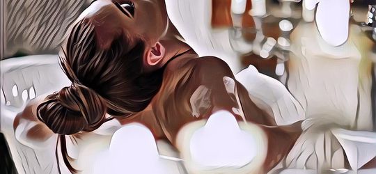 Waduh, Gawat! 5 Kebiasaan Saat Mandi Ini Ternyata Malah Berisiko Timbulkan Jerawat