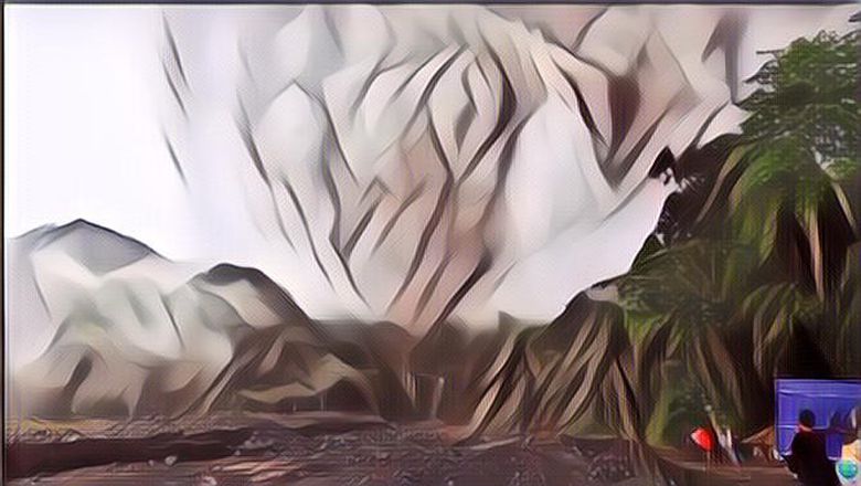 Detik-Detik Gunung Semeru Meletus, Warga Kalang Kabut