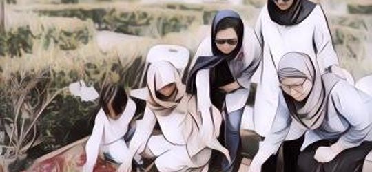 Momen Family Hug BCL dan Noah di Makam Ashraf Sinclair Bikin Netizen Terharu