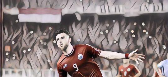 Dibuatkan Sepatu Edisi Khusus, Super Simic: Suatu Kehormatan