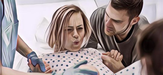 Saat Melahirkan Dibantu Dokter Kandungan Laki-laki, Wanita Ini Langsung Digugat Cerai Suaminya