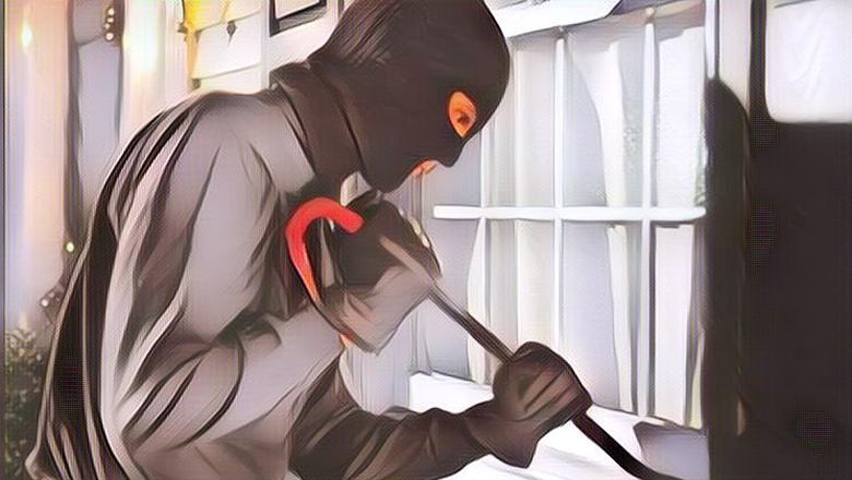 Duh Apes, Pencuri Ini Diterkam Buaya Saat Sedang Bersembunyi Dari Polisi