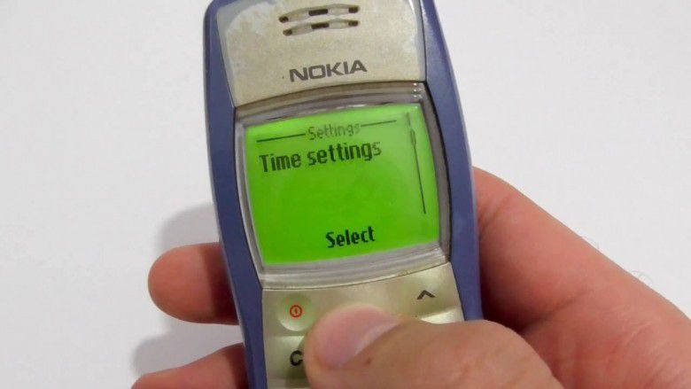 1. Nokia 1100