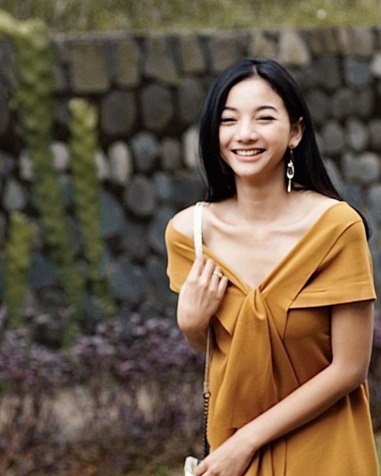 Memang Seorang Penyanyi