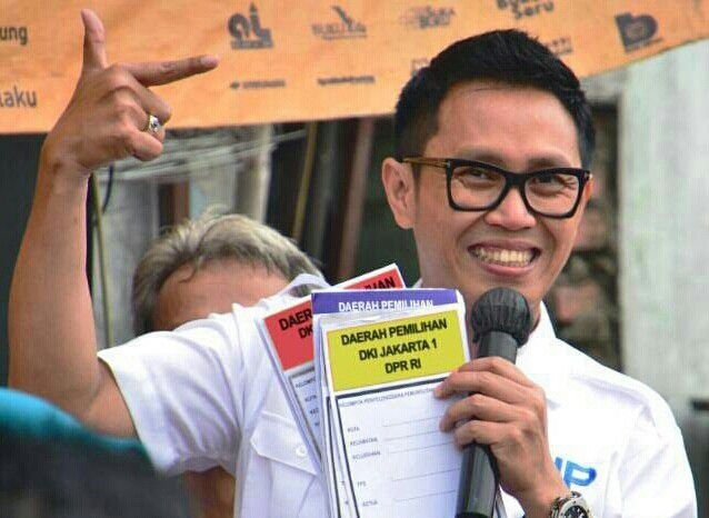 1. Eko Hendro Purnomo (Eko Patrio)