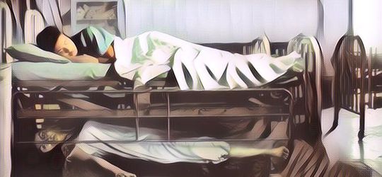 5 Bagian Kamar Tidur yang Dipercaya Dihuni Makhluk Halus