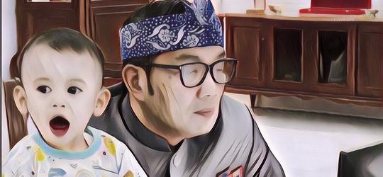 Sambil Gandeng Arkana, Ridwan Kamil Tunjukkan Masjid yang Akan Dibangun Tepat di Sebelah Makam Eril