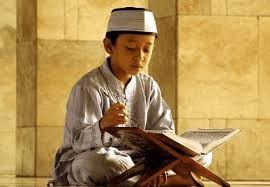 3. Menyediakan Beasiswa untuk Anak-Anak