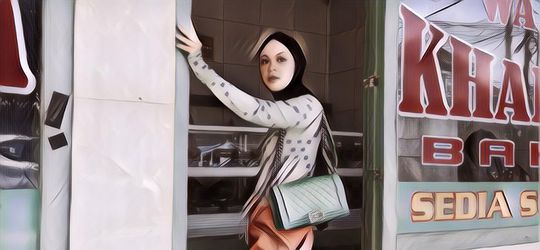 Tantri Namirah Pergi Ke Warteg Pakai Tas Senilai Rp87 Juta, Netizen: Wartegnya Yang Minder Lihat Tasnya