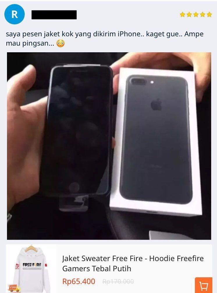 5. Pesen jaket yang dikirim iphone. Ini sih namanya rejeki nomplok.