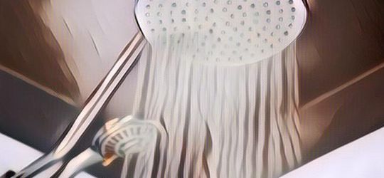 Ternyata, Menyiram Tubuh 30 Detik Dengan Air Dingin Bisa Tingkatkan Kekebalan Tubuh Lho!