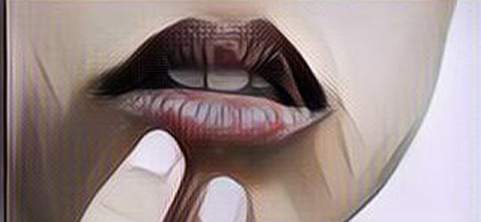 3 Cara Mengatasi Bibir Kering Saat Puasa, Wajib Dicoba Nih!