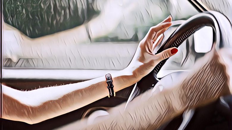 3 Kebiasaan Buruk yang Sering Dilakukan Para Pengemudi Mobil, Plis Jangan Pernah Lakukan Ini Ya!