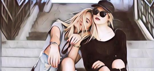 Cara Menjaga Perasaan Sahabat Saat Mantannya Jadi Kekasihmu