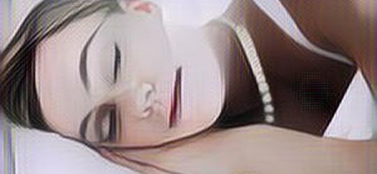 Bolehkah Kita Tidur Masih Mengenakan Perhiasan? Ternyata Ini Jawabnya!