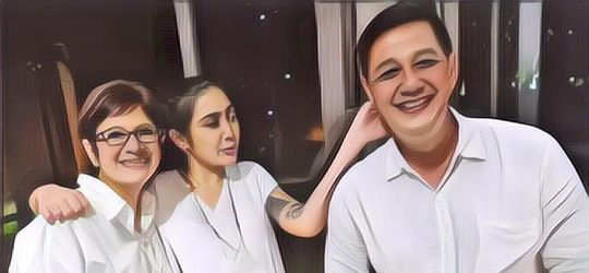 Nurul Arifin Rindu Maura Magnalia, Bersama Suami Ziarah ke Makam Sang Putri